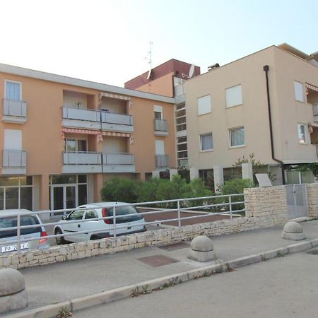 Apartment Vojka In City Center Porec Exterior photo
