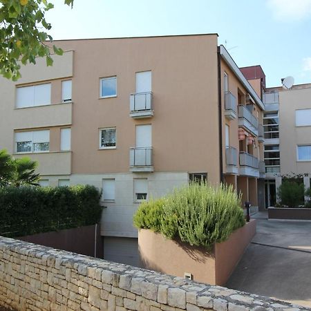Apartment Vojka In City Center Porec Exterior photo