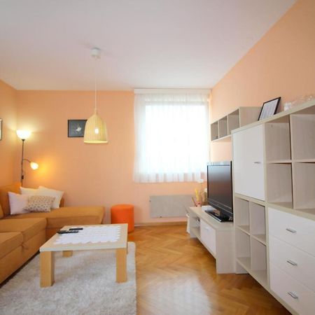 Apartment Vojka In City Center Porec Exterior photo