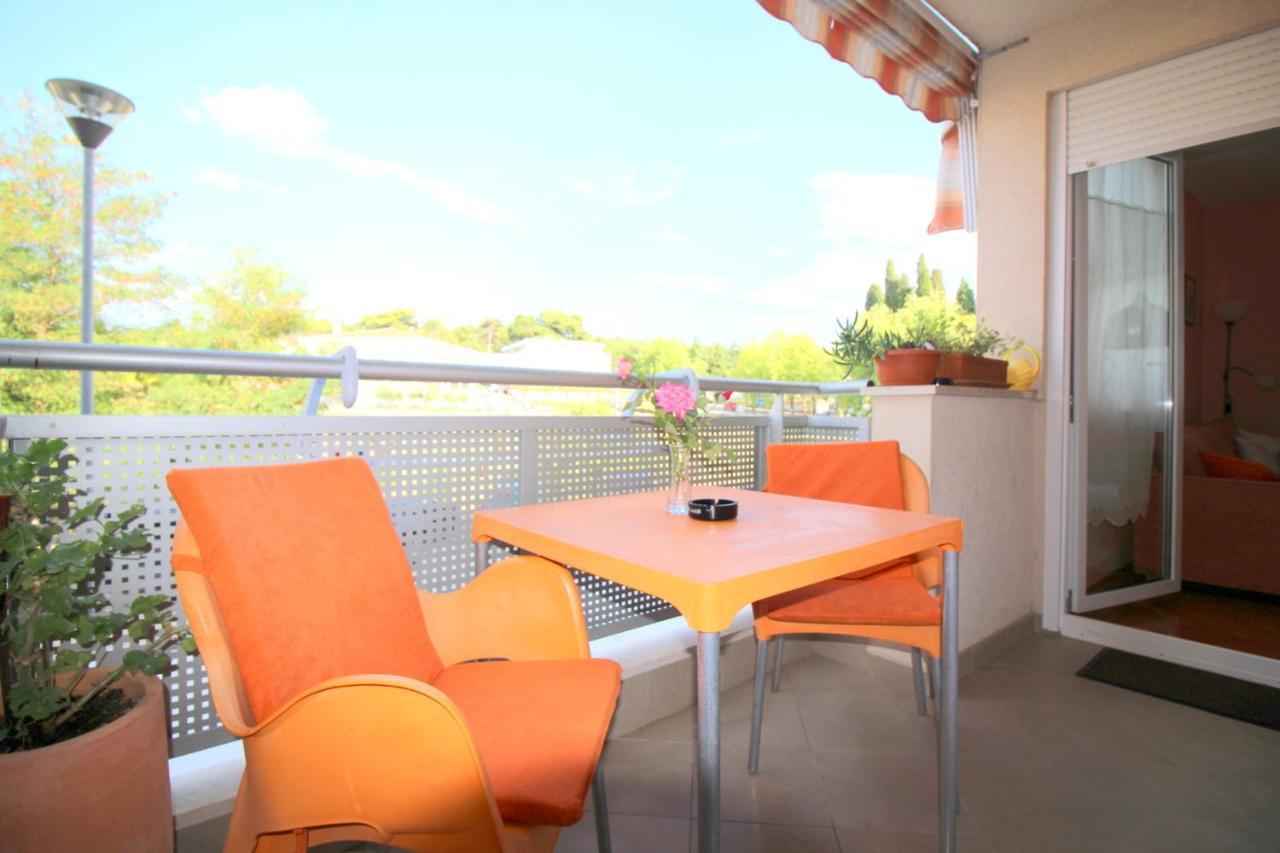Apartment Vojka In City Center Porec Exterior photo