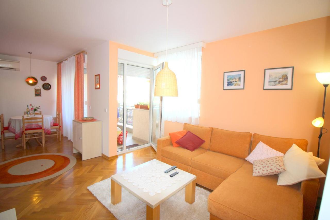 Apartment Vojka In City Center Porec Exterior photo